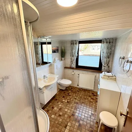 Wohnung-ost Apartman